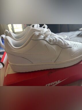 Nike White Low-Top Leather Sneaker